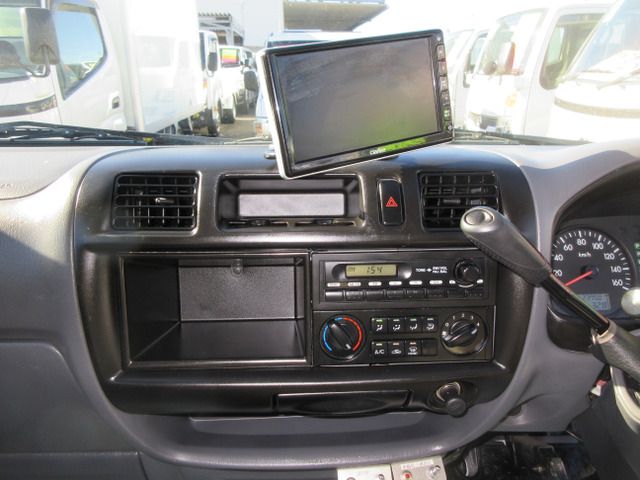 MAZDA BONGO TRUCK 1.15T 2W 2018 Image 31