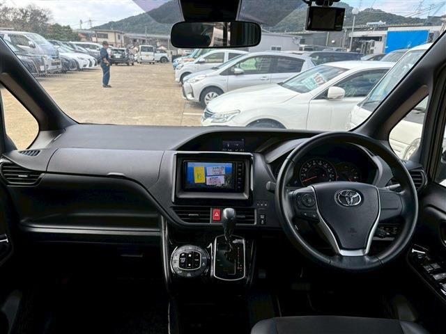 TOYOTA NOAH 2019 Image 31