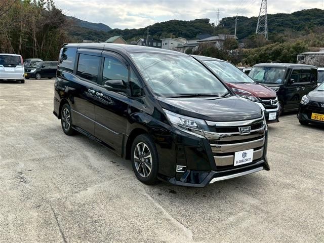 TOYOTA NOAH 2019 Image 31