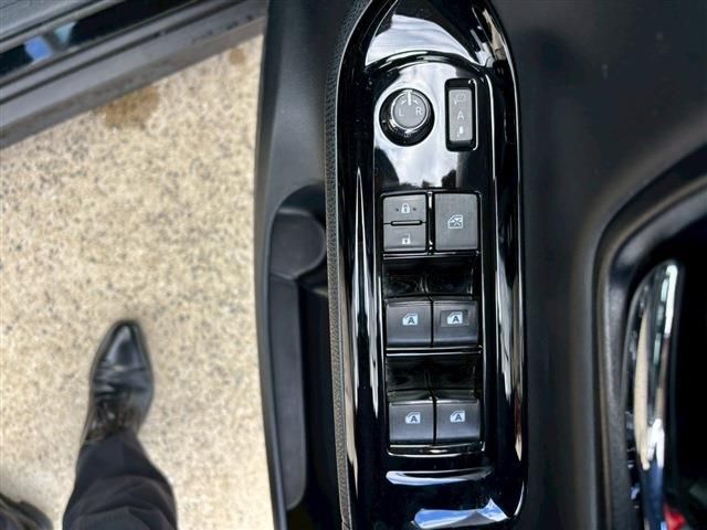 TOYOTA NOAH 2019 Image 31