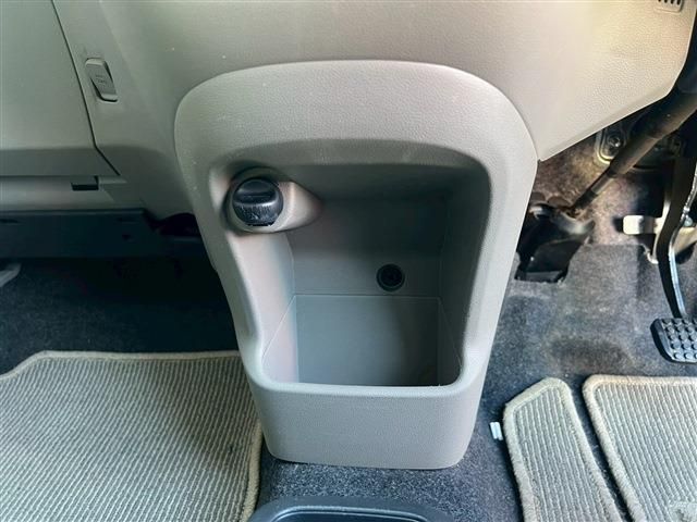 DAIHATSU MIRA E:S 2015 Image 31