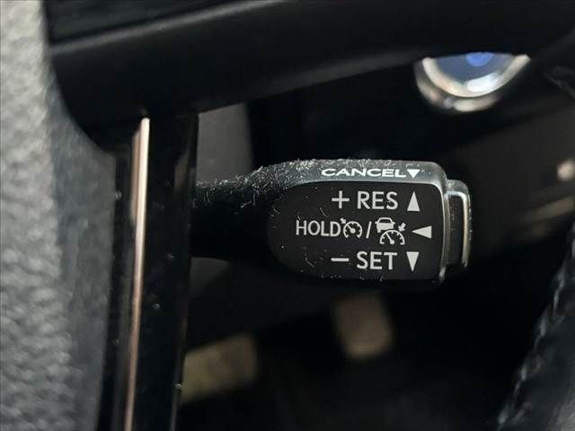 TOYOTA PRIUS 2019 Image 31