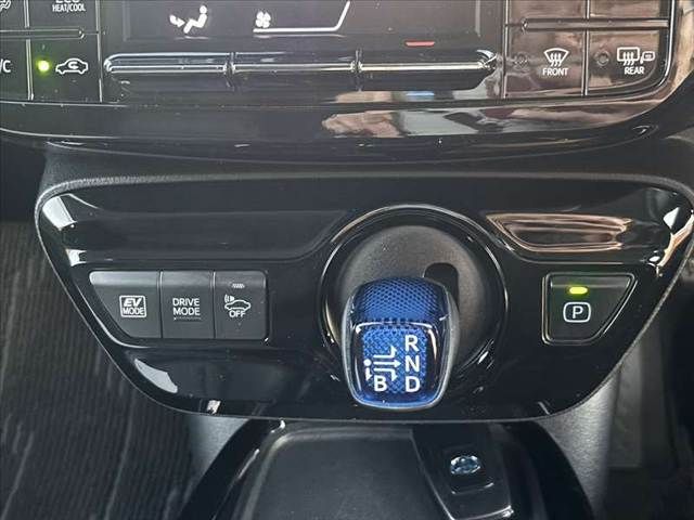 TOYOTA PRIUS 2019 Image 31