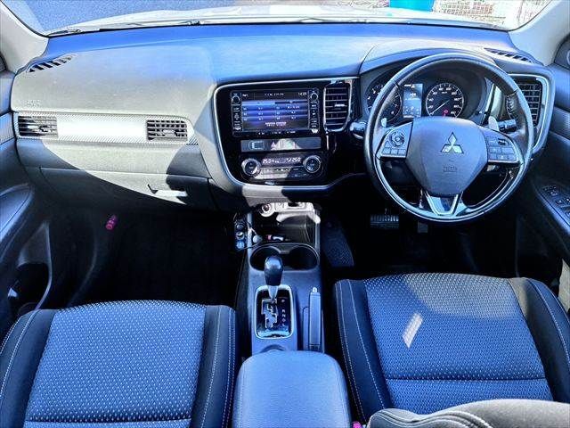 MITSUBISHI OUTLANDER 4WD 2015 Image 31