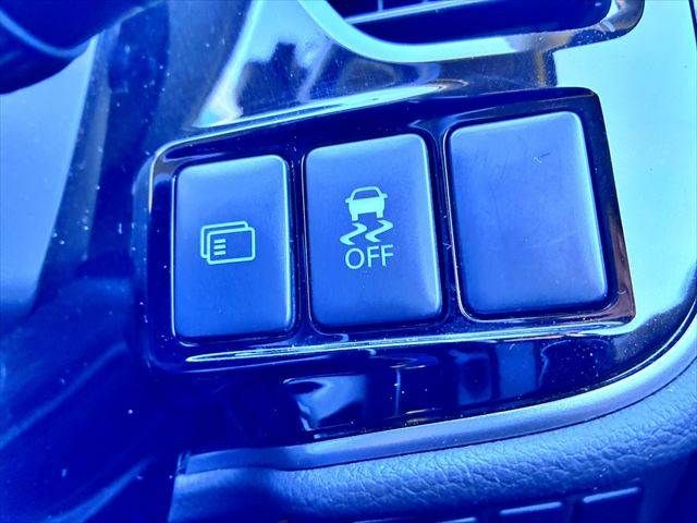 MITSUBISHI OUTLANDER 4WD 2015 Image 31