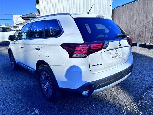 MITSUBISHI OUTLANDER 4WD 2015 Image 31