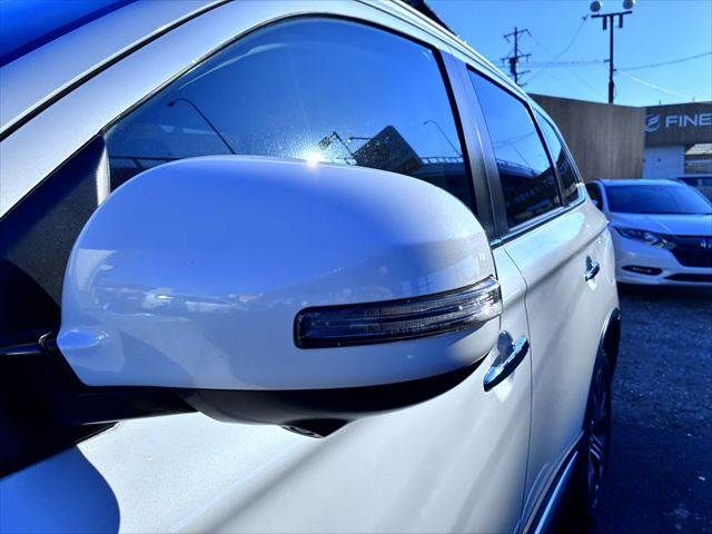 MITSUBISHI OUTLANDER 4WD 2015 Image 31