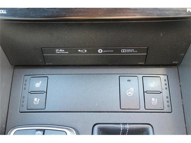 TOYOTA LEXUS IS300H 2017 Image 31