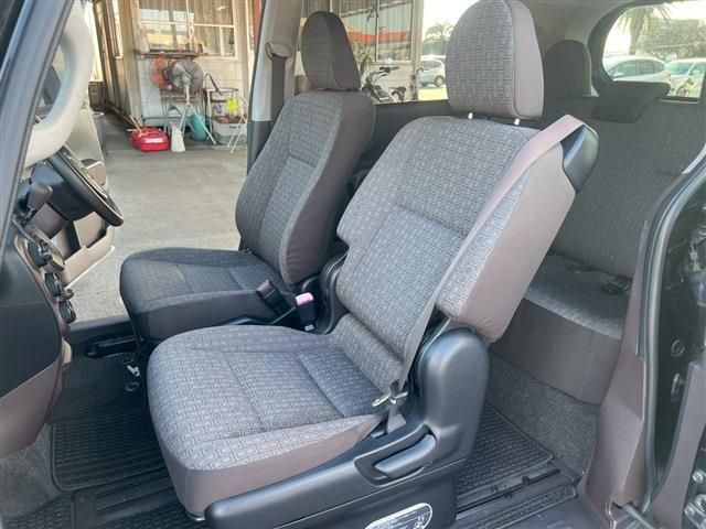 TOYOTA SPADE 2013 Image 31