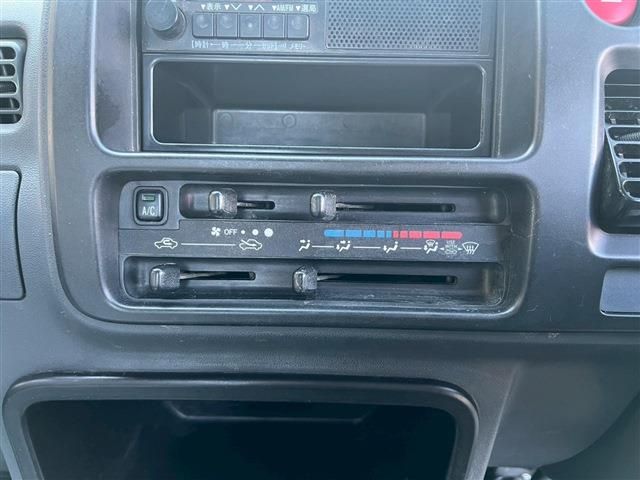 DAIHATSU HIJET TRUCK 2012 Image 31