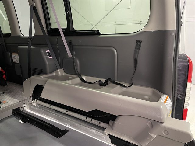 NISSAN NV350 CARAVAN 2019 Image 31