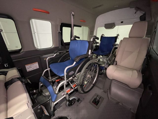 NISSAN NV350 CARAVAN 2019 Image 31