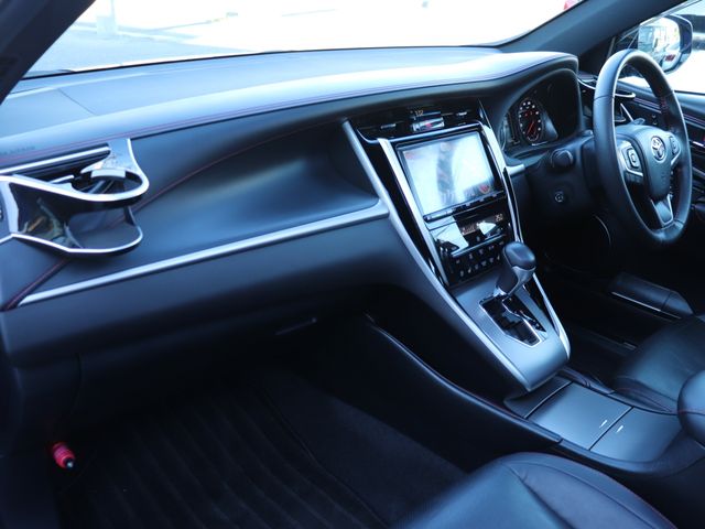 TOYOTA HARRIER 2WD 2017 Image 31