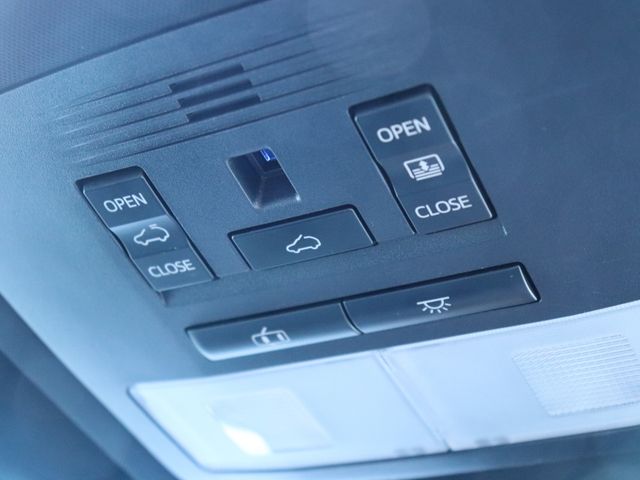 TOYOTA HARRIER 2WD 2017 Image 31