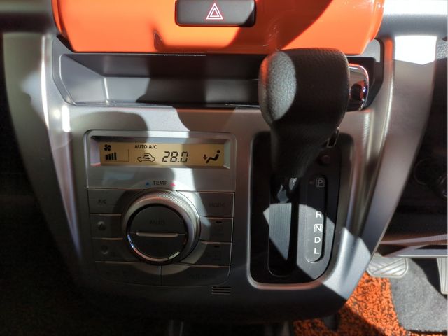 SUZUKI HUSTLER 2014 Image 31