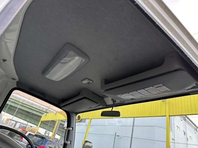 ISUZU ELF 2012 Image 31