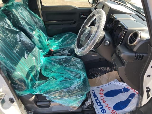 SUZUKI JIMNY NOMADE 2025 Image 31