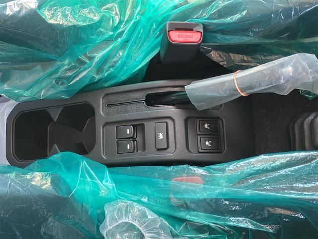 SUZUKI JIMNY NOMADE 2025 Image 31