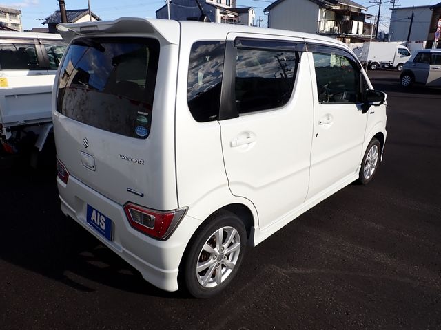 SUZUKI WAGON R 2017 Image 31