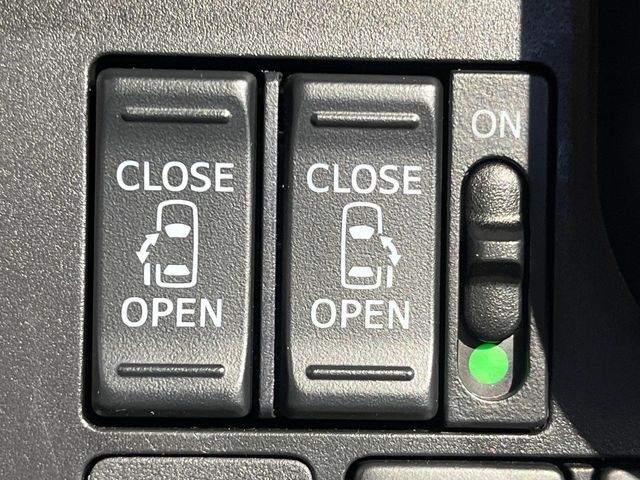 TOYOTA ROOMY 2017 Image 31