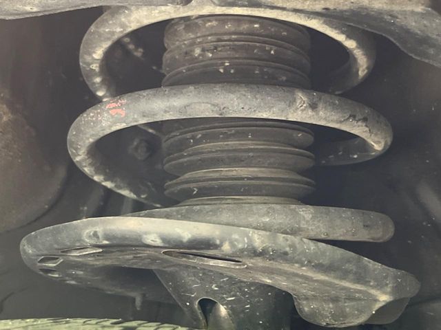 TOYOTA HARRIER 2WD 2017 Image 31