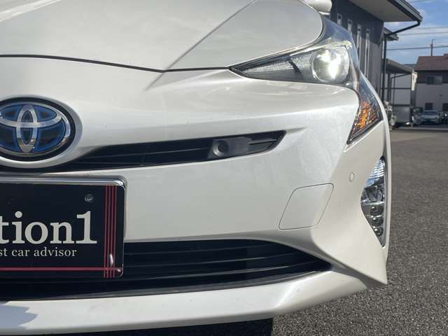 TOYOTA PRIUS 2017 Image 31