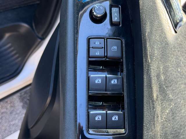 TOYOTA VELLFIRE 2016 Image 31