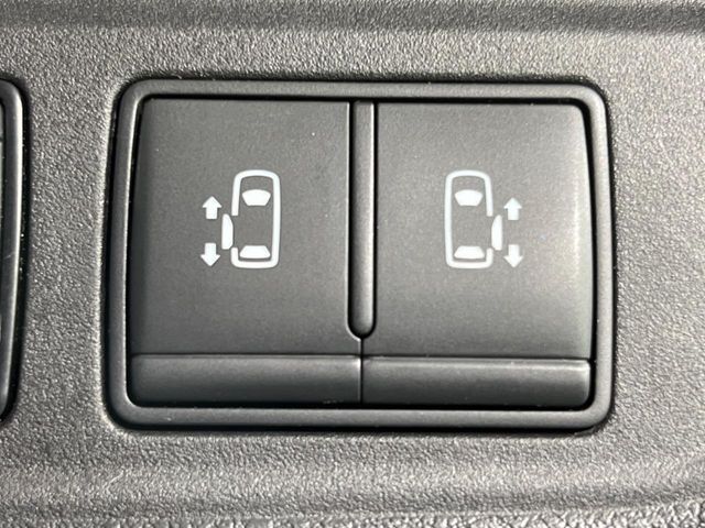 NISSAN SERENA  S-HYBRID 2017 Image 31