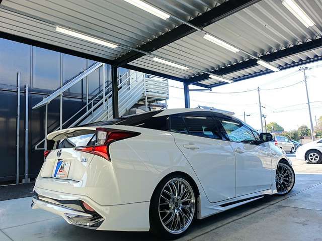 TOYOTA PRIUS 2020 Image 31