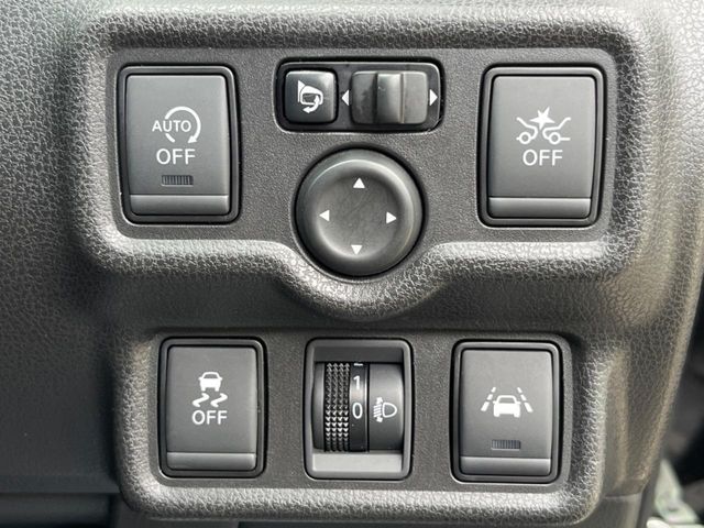 NISSAN NOTE 2017 Image 31