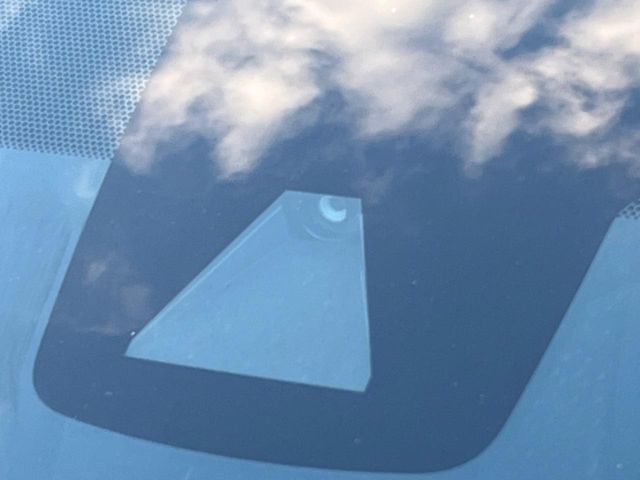 TOYOTA PRIUS 2018 Image 31