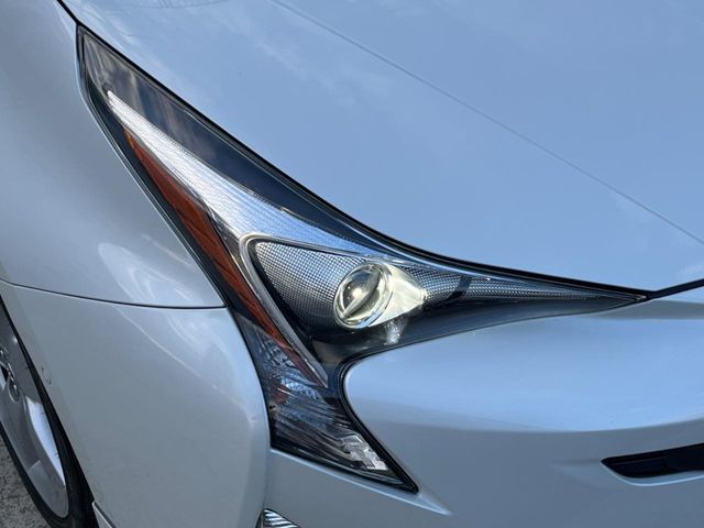 TOYOTA PRIUS 2018 Image 31