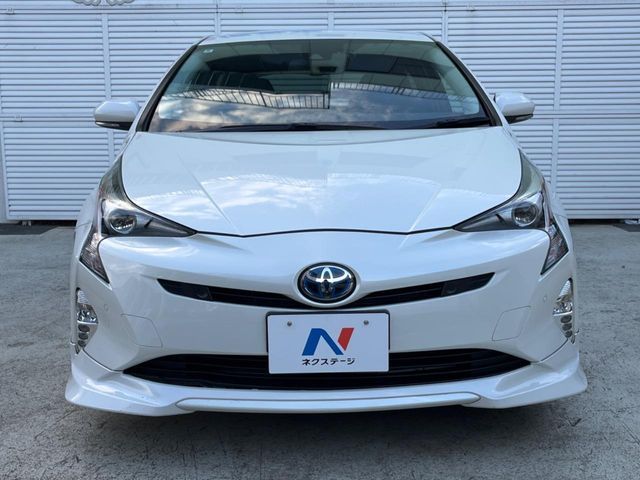 TOYOTA PRIUS 2018 Image 31