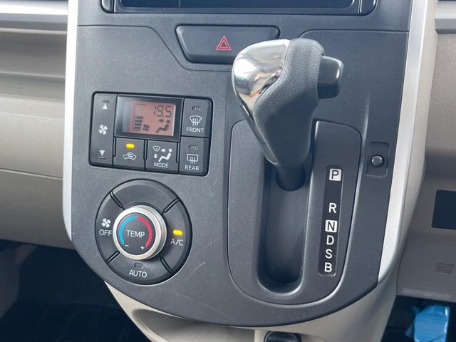 DAIHATSU TANTO 2014 Image 31