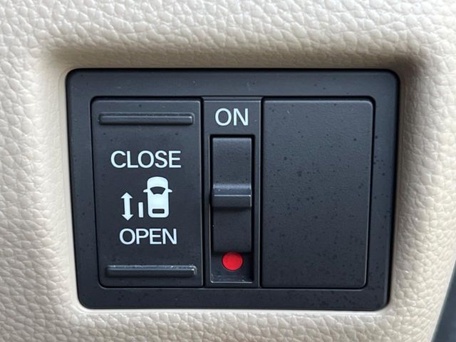 HONDA N BOX 2019 Image 31