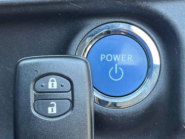 TOYOTA AQUA 2013 Image 31