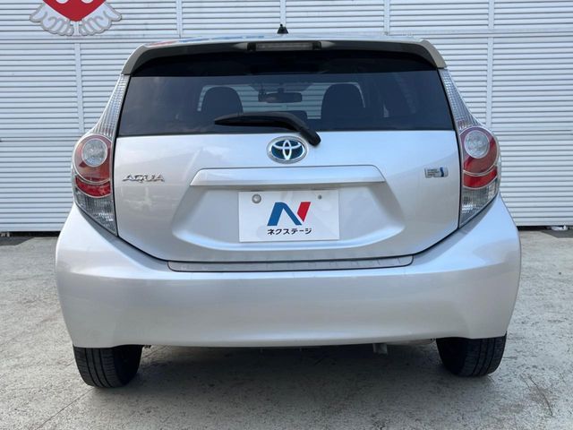 TOYOTA AQUA 2013 Image 31