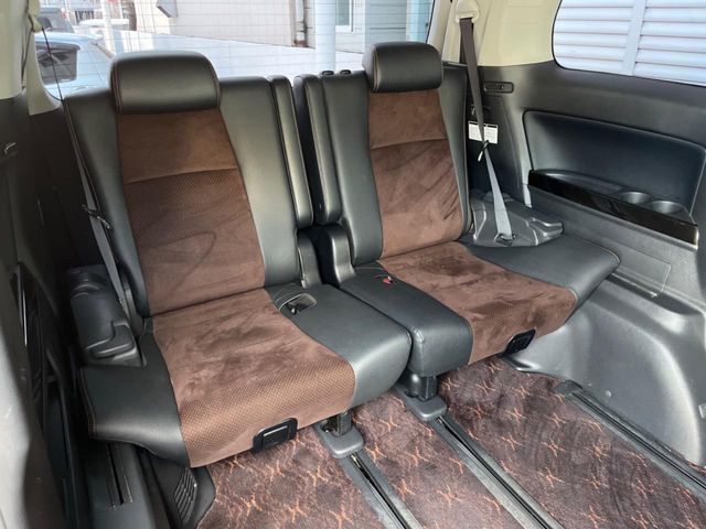 TOYOTA ALPHARD 2013 Image 31