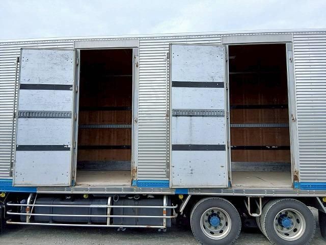 HINO PROFIA 2013 Image 31