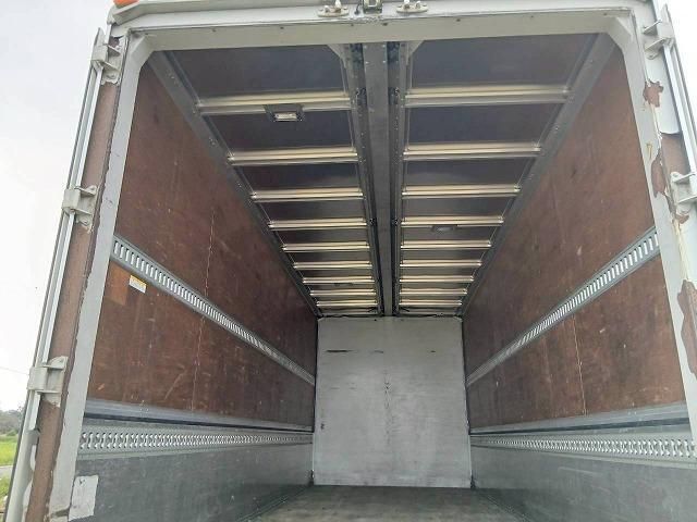 ISUZU FORWARD 2012 Image 31