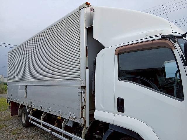 ISUZU FORWARD 2012 Image 31