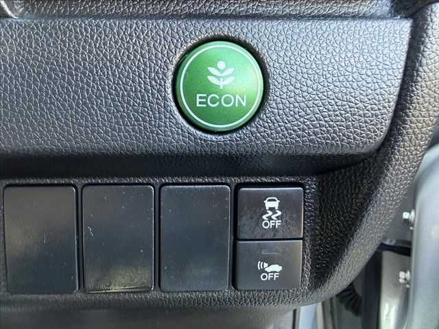 HONDA FIT HYBRID 2013 Image 31