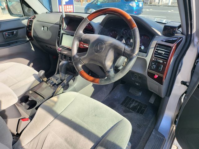 MITSUBISHI PAJERO WAGON 2000 Image 31