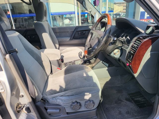 MITSUBISHI PAJERO WAGON 2000 Image 31