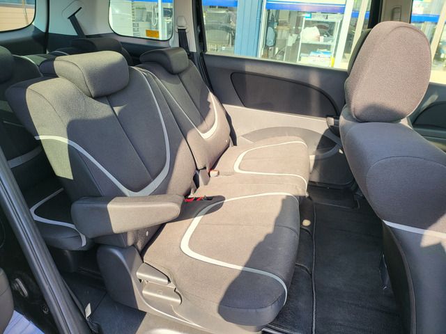 MAZDA BIANTE 2010 Image 31