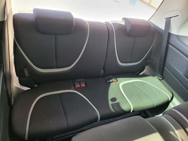 MAZDA BIANTE 2010 Image 31