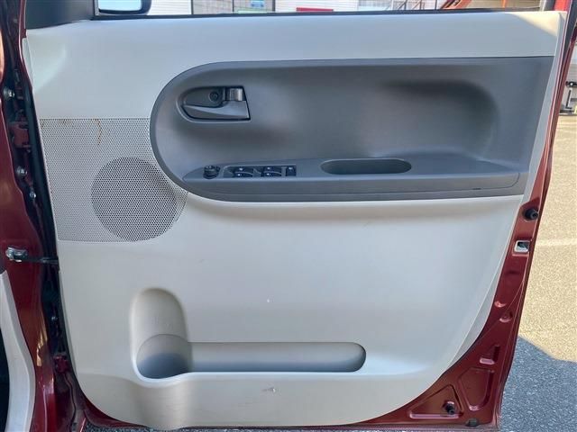 DAIHATSU TANTO 2017 Image 31