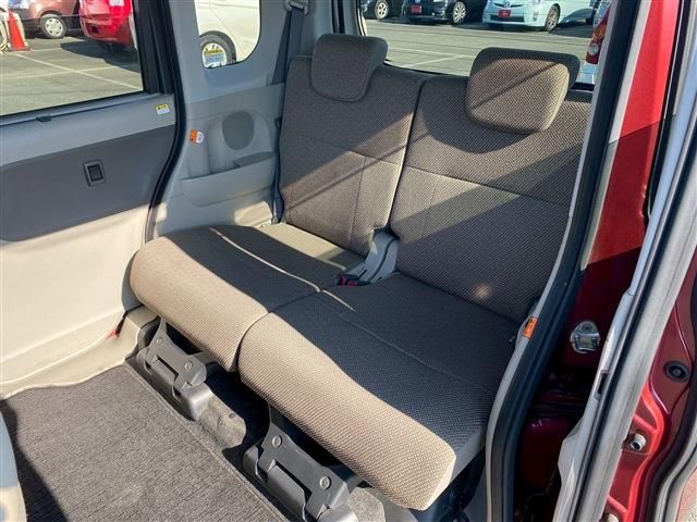 DAIHATSU TANTO 2017 Image 31