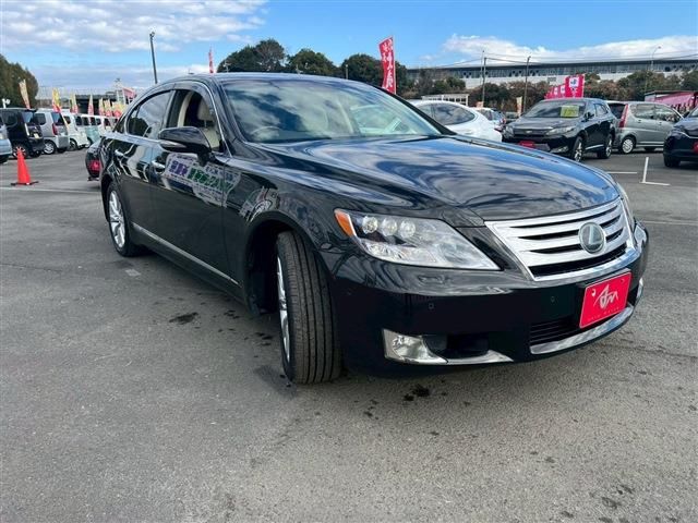 TOYOTA LEXUS LS600H 2012 Image 31