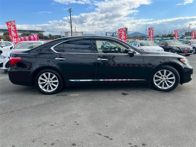 TOYOTA LEXUS LS600H 2012 Image 31